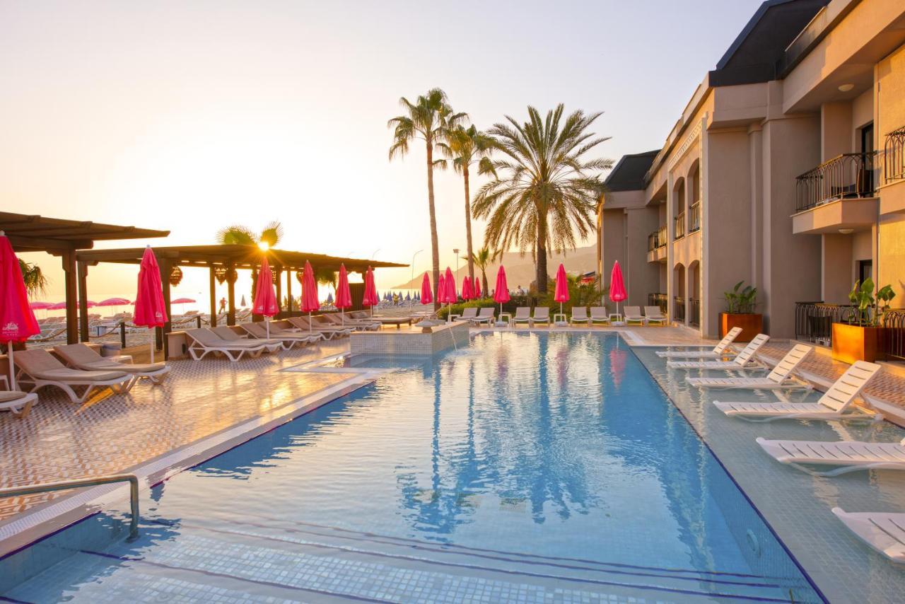 Alaaddin Beach Hotel - Adult Only Аланя Екстериор снимка